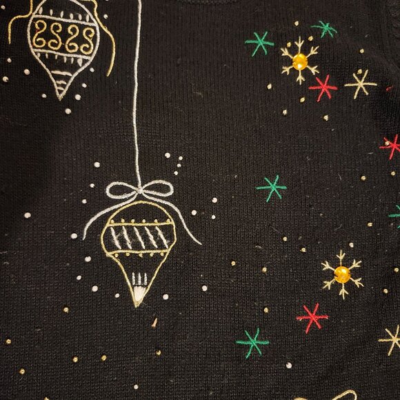 Vintage-Style Women's Small Ugly Christmas Sweater Black Grandma Core Festive - Picture 3 of 3